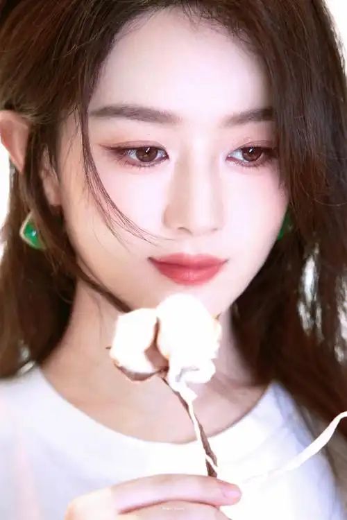 赵丽颖逛博物馆##汇源果肉多品牌代言人赵丽颖##赵丽颖