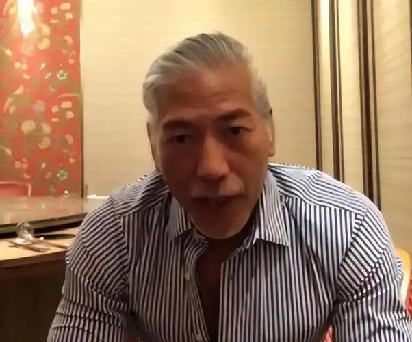 不仅如此,张耀扬的好友林国斌的日子也过得蒸蒸日上,与张耀扬相同的是