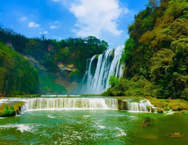 黄果树瀑布图片,中国景色最美的瀑布(黄果树瀑布图片高清)