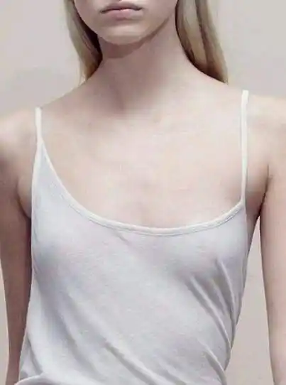 20岁的小胸女生怎样选内衣