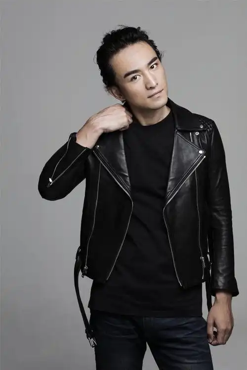 明星演员张晓晨帅气高清写真图片