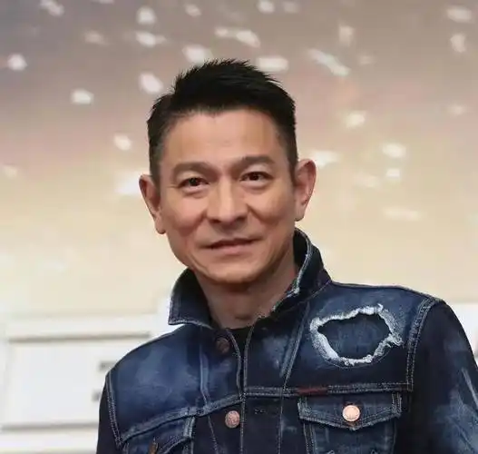 陈道明实至名归,黄晓明被怀疑,易烊千玺闷声干大事_电影_刘德华_中国