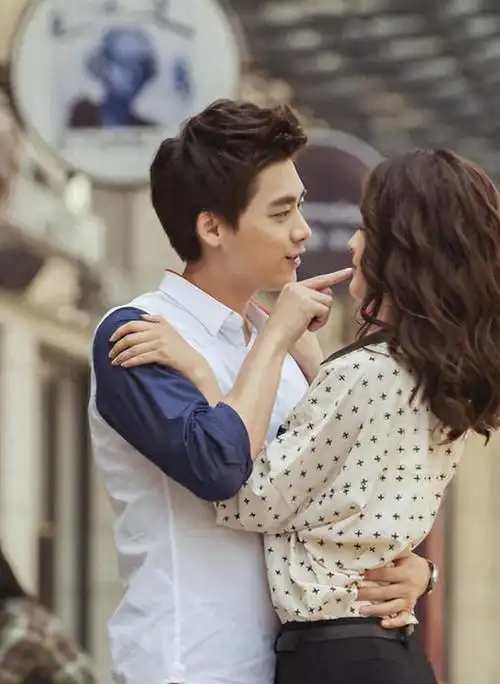 在北京抓捕的3位明星,个个臭名远扬,下场凄惨|李沁|李易峰|张国立