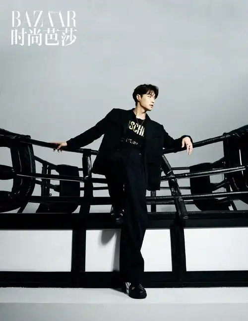 > 张艺兴时尚芭莎时装大片写真图片(9/9)