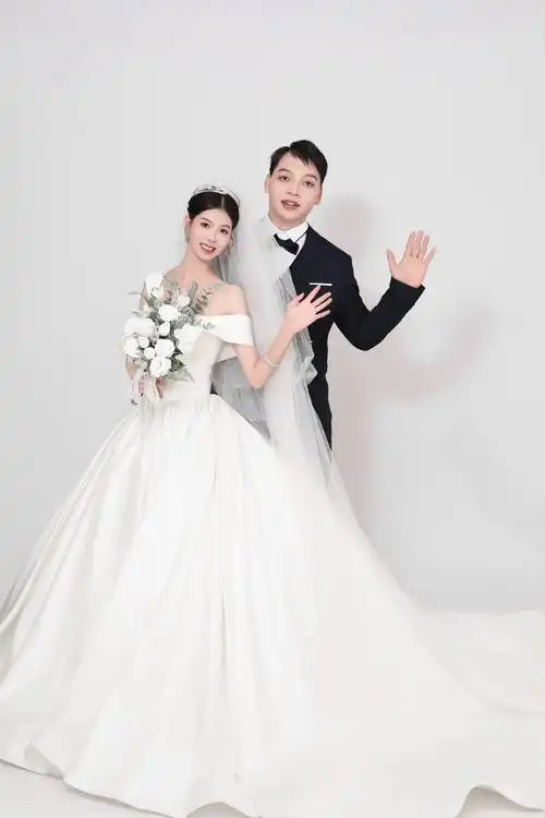 婚纱篇(分享一波)#婚纱照 #始于初见止于终老 #备婚日常  - 抖音