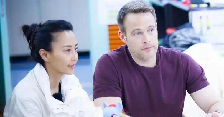 马雅舒教育方式引争议 老公被逼带娃私奔. 来自新浪综艺 - 微博