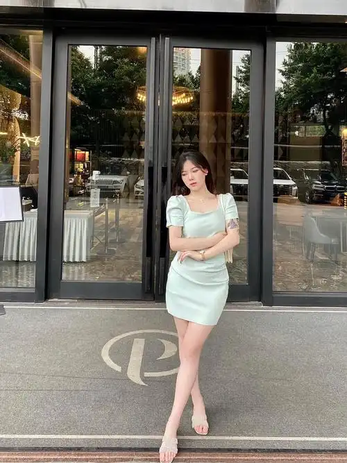 微胖穿搭166cm128斤显瘦连衣裙