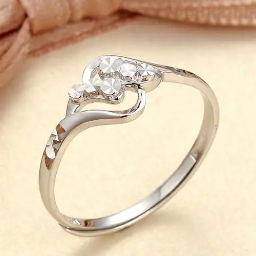 精选珂兰小清新款婚戒 合肥情侣情人节求婚必备利器