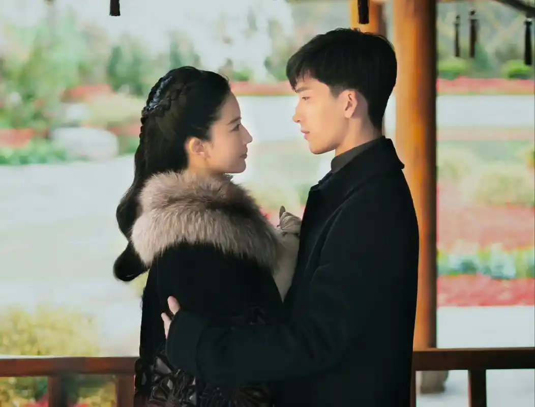 井柏然刘亦菲新剧即将播出,等了5年了的《一曲三笙》好想看啊!