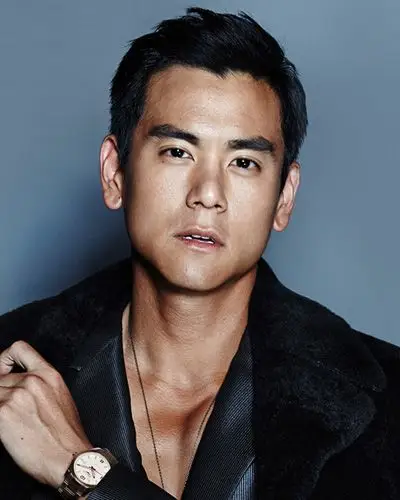 彭于晏清爽发型演绎30 成熟男人魅力