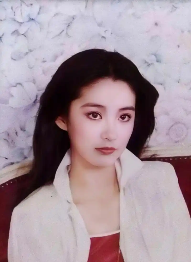 80后喜欢的女明星,一定有她吧6015林青霞美的不可方物  #80后