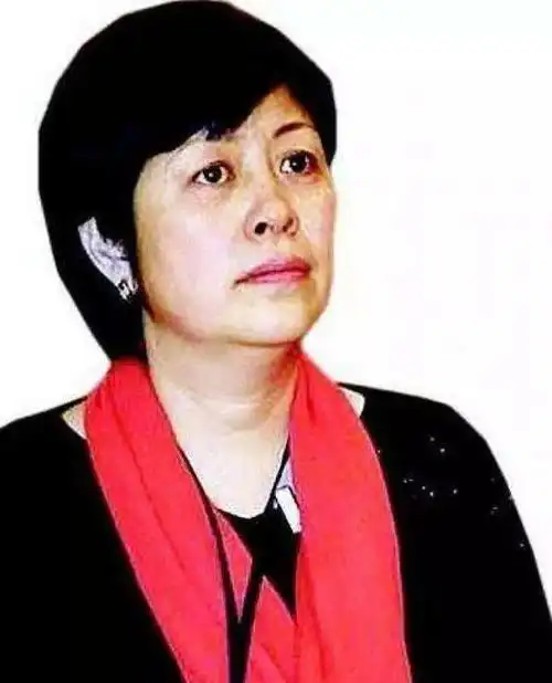 有一种艺人与经纪人的关系叫做陈道明与王京花羡煞无数人