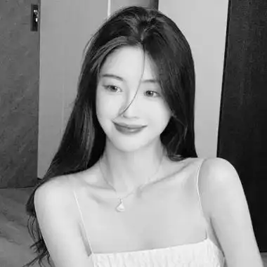 黑白高冷成熟御姐头像图片