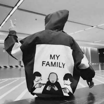 黑白头像霸气冷酷男生真人图片