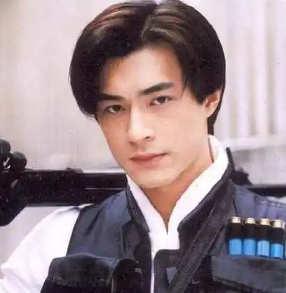 古天乐47岁终于变白,颜值恢复巅峰,网友:360度帅得无死角!