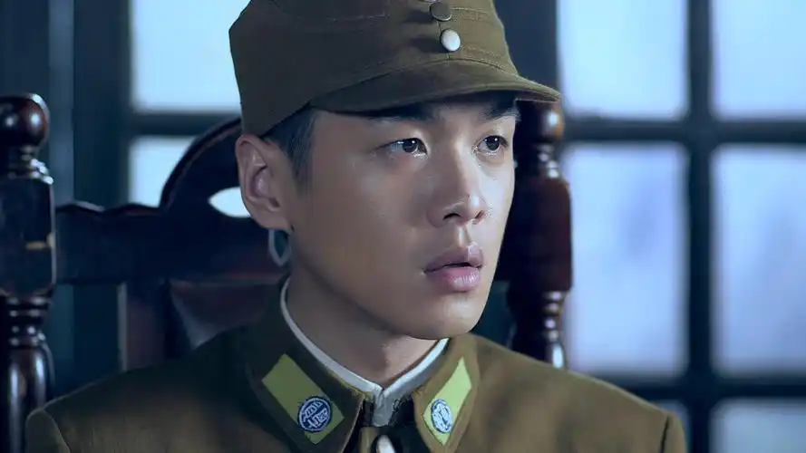 雪豹:张若昀俘虏德国上将,幸好赢得对方的尊重,还获得了嘉奖