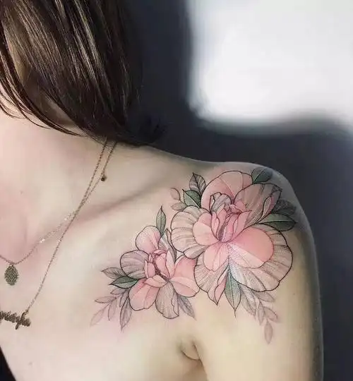 花纹身图片_肩部纹身图案