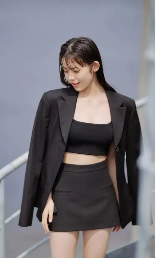 志田琥珀,日本女演员,2004年5月25日出生于埼玉县草加市,身高158厘米