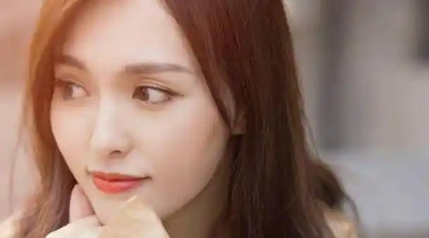 多次迟到掉队85花被嘲资本弃儿的唐嫣才是真的人间清醒