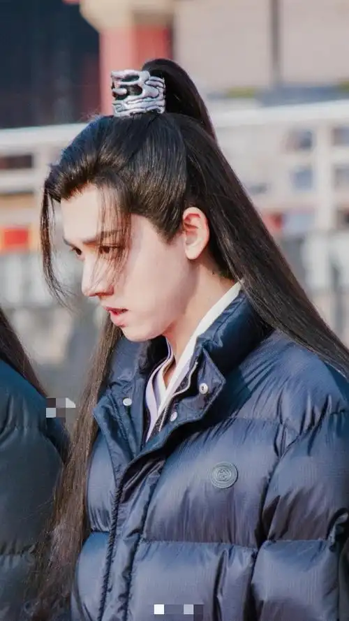 张耀的《夜燕白》造型,啊啊啊啊