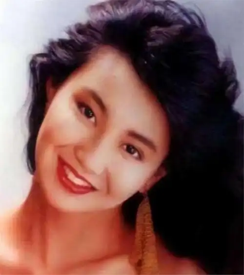 十大老牌香港女星今昔对比,有人风韵犹存,有人发福,有人已离世
