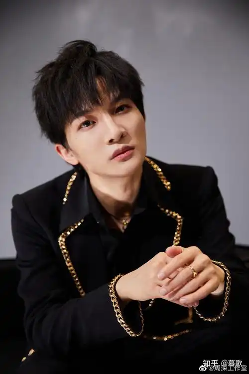 如何评价周深在《创造营 2021》决赛中表演的《champions》? - 知乎