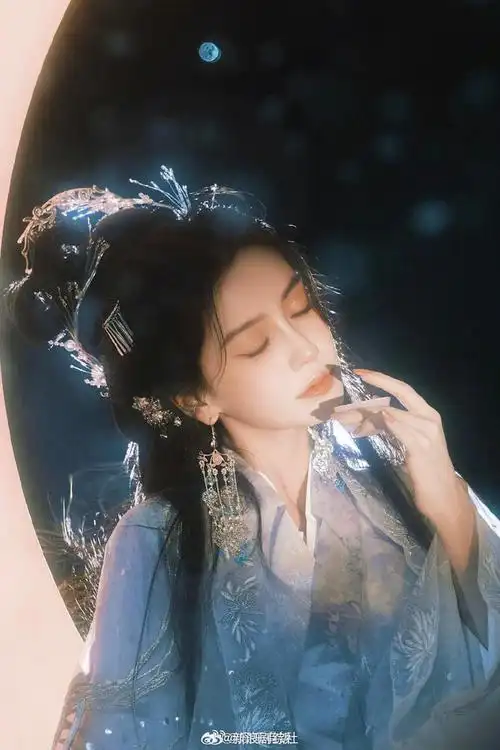 杨颖@angelababy 中秋节写真美疯了