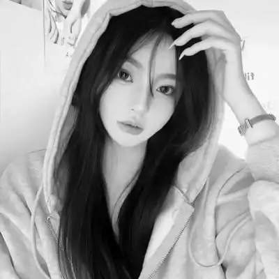 头像女2023高级黑白_女生头像_头像屋