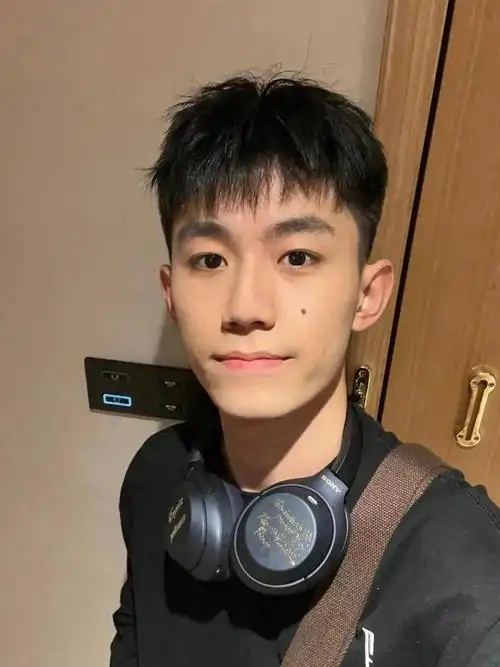 男生头发长了别留"锅盖头",剪这3款发型更适合,清爽又帅气|短发|寸头