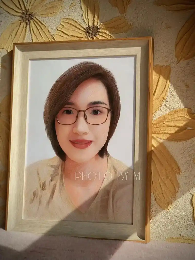 人物肖像画定制98.#小黄花98 装饰画 小姐姐的人像画好配 - 抖音