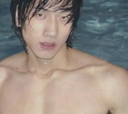 图超级男模张亮全裸写真帅气逼人全裸写真令粉丝喷血