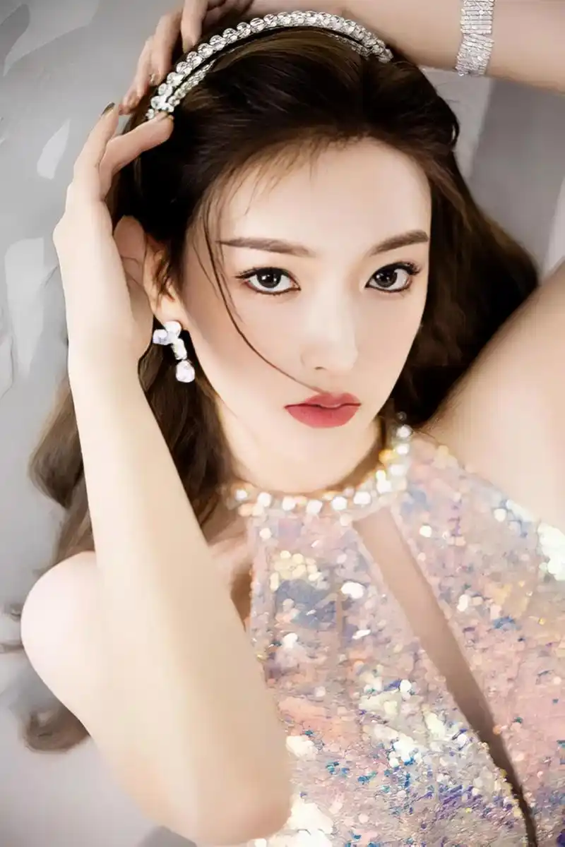 程潇婚纱礼服写真,好美好美