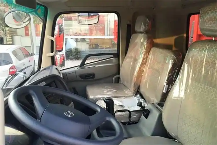 东风商用车 天锦轻卡 140马力 4.2米 国四自卸车(eq3040lz4d)