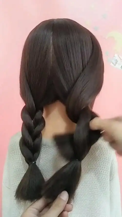 年轻人会喜欢的双马尾,短头发也能做出来好看的发型