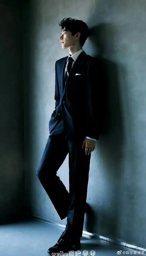 杨洋走路粉有福了##杨洋