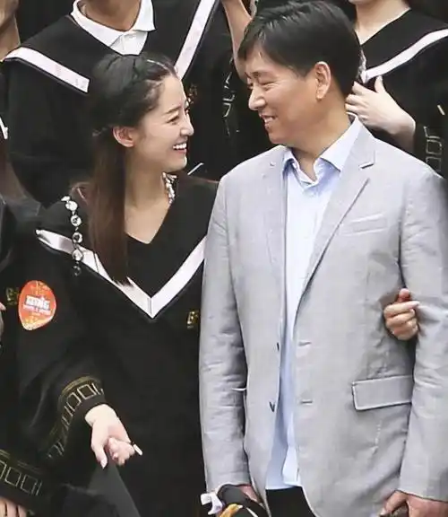 娶杨紫闺蜜分手妻子,电影让女方做主角,影后做配角_张辉_刘熙_张一山