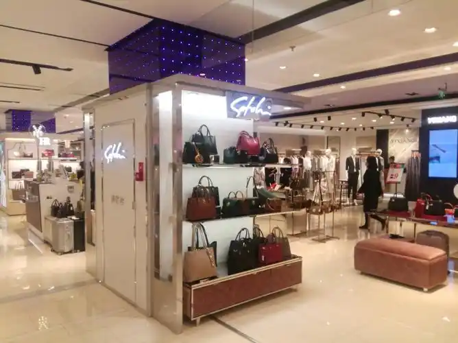 怎么走,在哪,在哪里,在哪儿):北京市西城区西单北大街133号君太百货f4