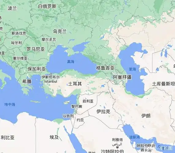 伊朗继续增兵阿塞拜疆边境,装甲运输车排成长龙,实力震慑土耳其