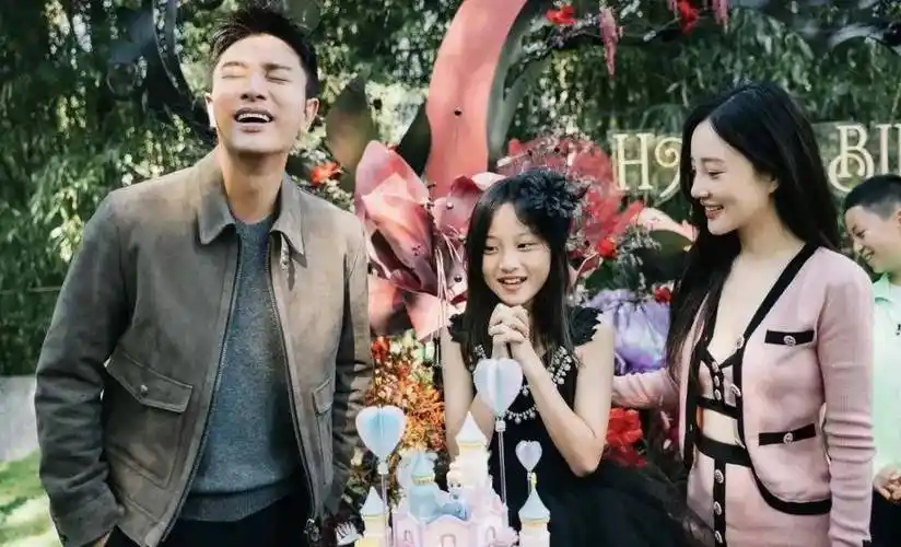 甜馨:妈妈是李小璐,爸爸是贾乃亮,我却被骂到了今天_女儿_节目_好孩子