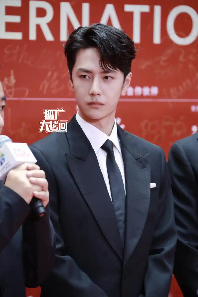王一博生图帅的也太超过了吧!我说!  #北京国际电影节闭幕红毯