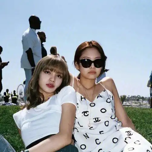 jenlisa真傻cplisajennie