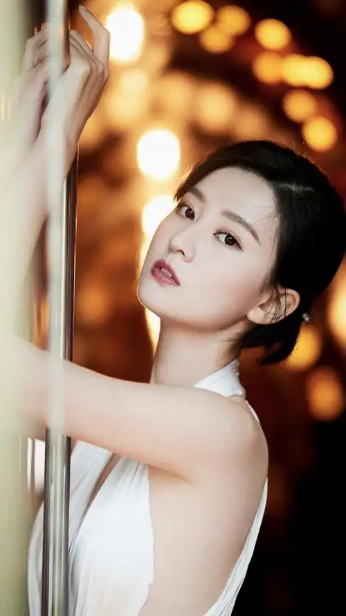 乔欣性感妖娆迷人写真