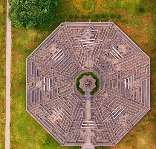 但后来随着时间的发展,八卦阵迷宫逐渐退出军事舞台