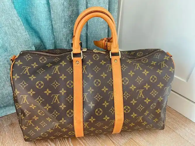 lv老花旅行袋这个假期谁还缺席? 老花肩带款45尺寸真的 - 抖音