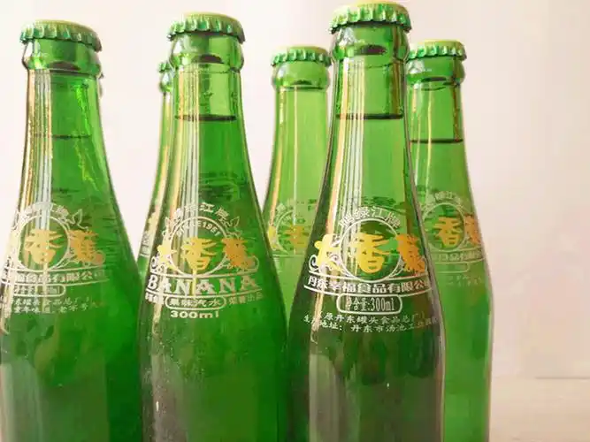 玻璃瓶大香蕉汽水 丹东鸭碳酸饮料怀旧老汽水家乡饮品6瓶装 两种口味
