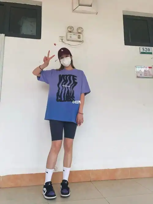 181cm155斤女大学生微胖运动休闲穿搭