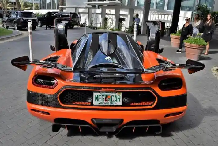 10000亿元的跑车