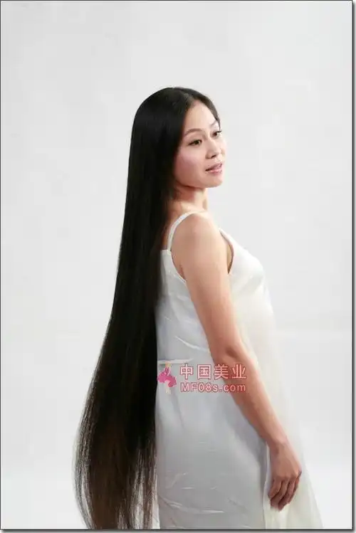 红瑶第一长发美女潘永艳艺术照(3) 图片_中国长发