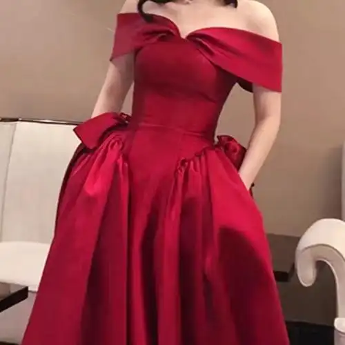 缎面敬酒服新娘高级感在逃公主结婚法式红色婚纱订婚礼服女一字肩