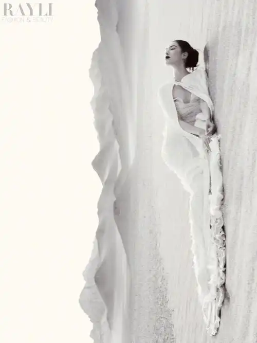 瑞丽服饰美容##钟楚曦快意江湖大片##钟楚曦瑞丽封面